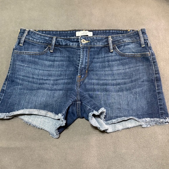 Levi's Pants - Levi's Cut Off Denim Shorts Mid Rise Frayed Hem Blue Size 14